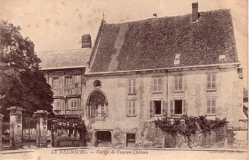 Vieux Château et Maison Neuve - Mairie Le Neubourg Mairie ...